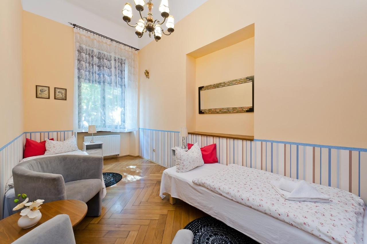 Apartamenty Pod Aniolami Cracovia Exterior foto